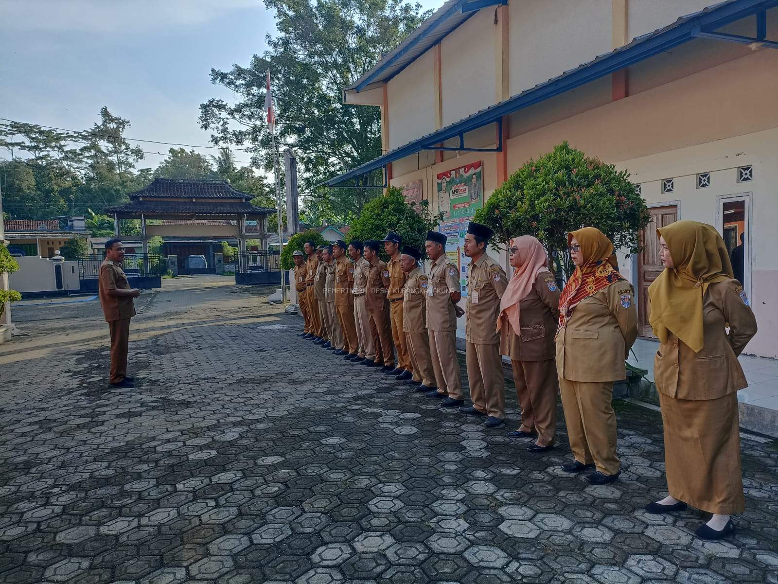 Apel Pagi Senin, 29 April 2024